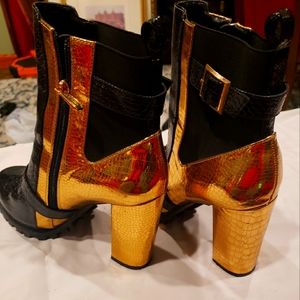Cape Robbin black and gold boots. Approx   5 inches heel height. Almost new.